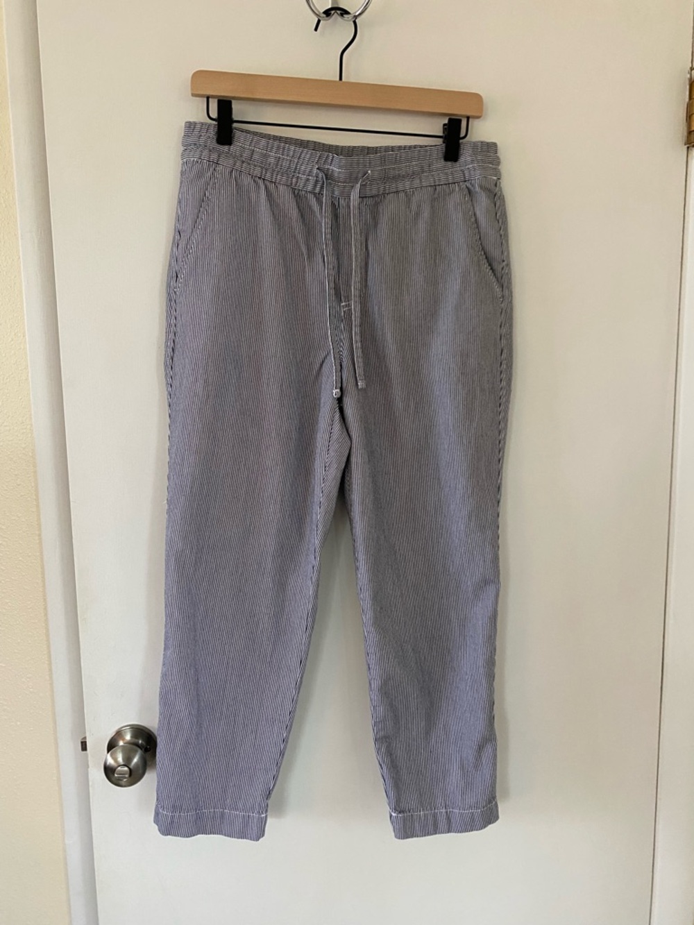 GAP Easy Pant Cropped Navy and White Pin Striped Coastal Grandma Preppy small